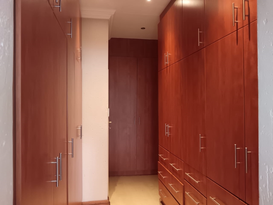 3 Bedroom Property for Sale in Sonneveld Gauteng