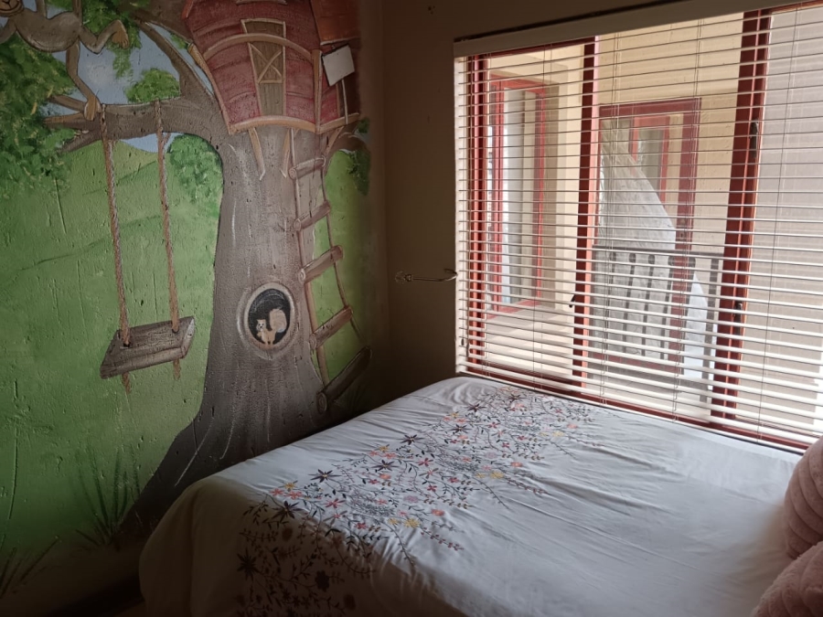 3 Bedroom Property for Sale in Sonneveld Gauteng