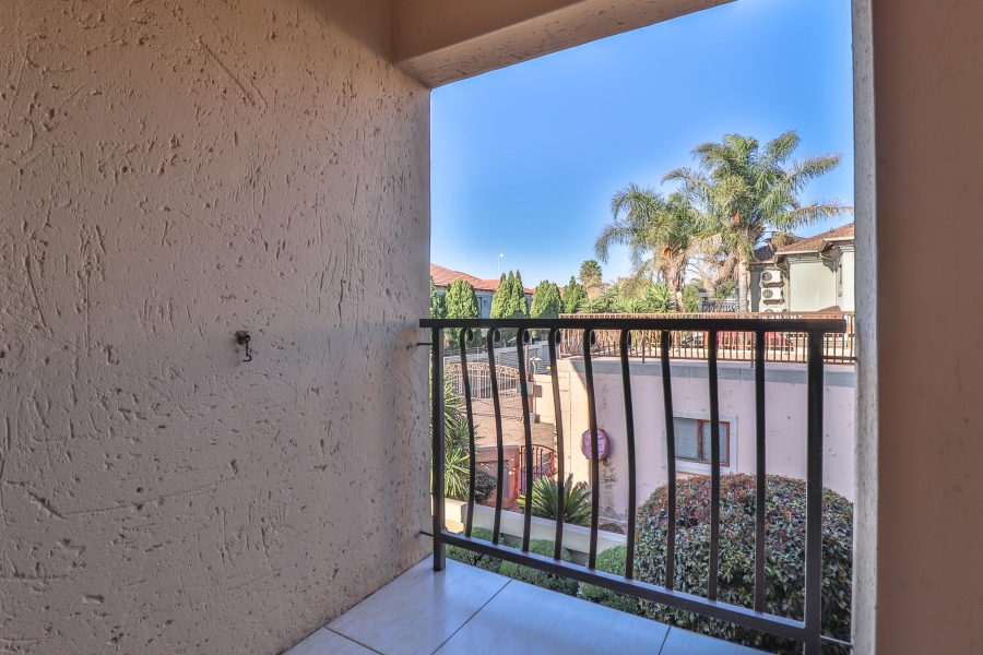 3 Bedroom Property for Sale in Sonneveld Gauteng