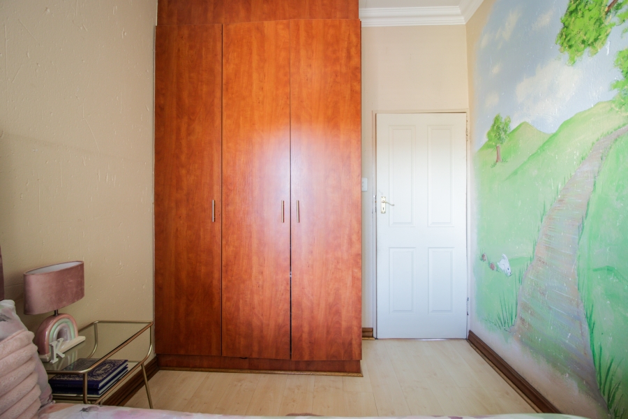 3 Bedroom Property for Sale in Sonneveld Gauteng