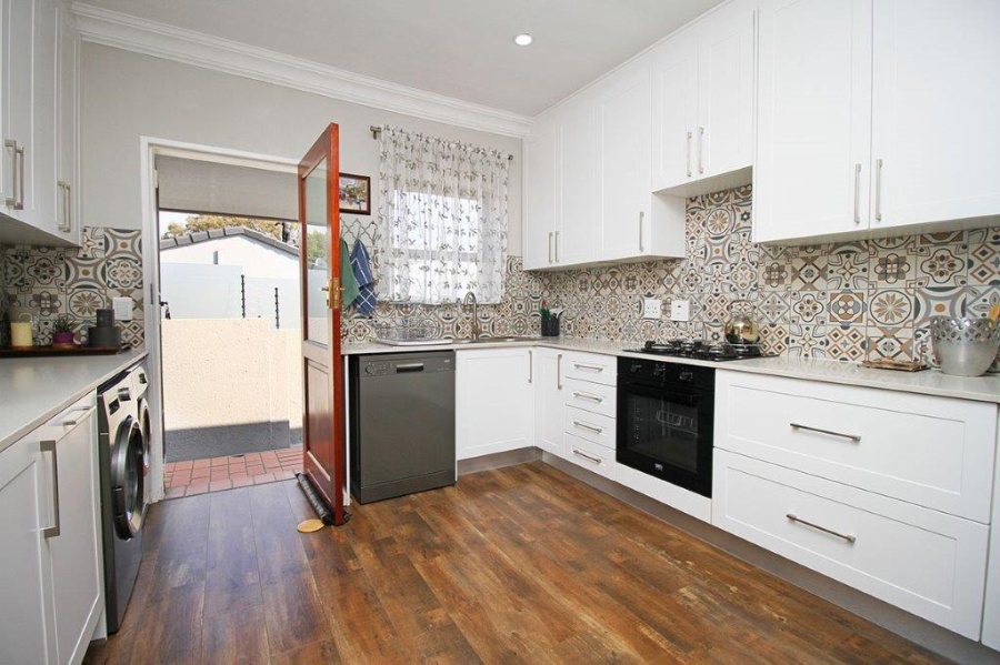 3 Bedroom Property for Sale in Dowerglen Ext 4 Gauteng