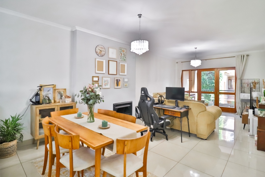 2 Bedroom Property for Sale in Morningside Gauteng