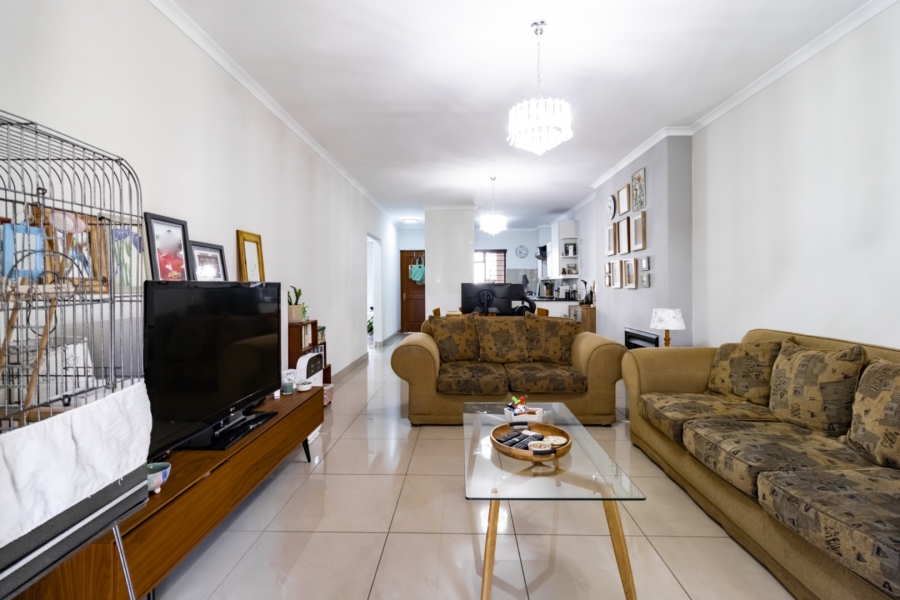 2 Bedroom Property for Sale in Morningside Gauteng