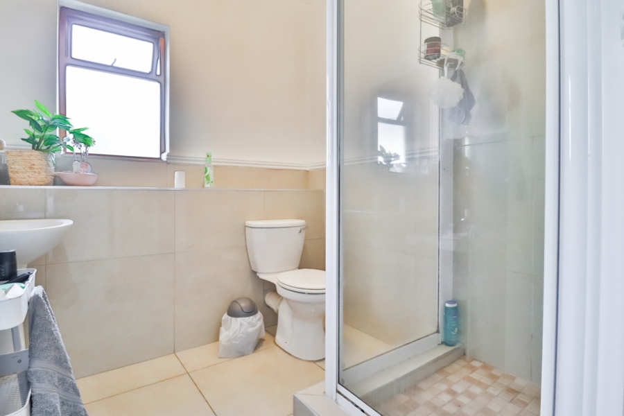 2 Bedroom Property for Sale in Morningside Gauteng
