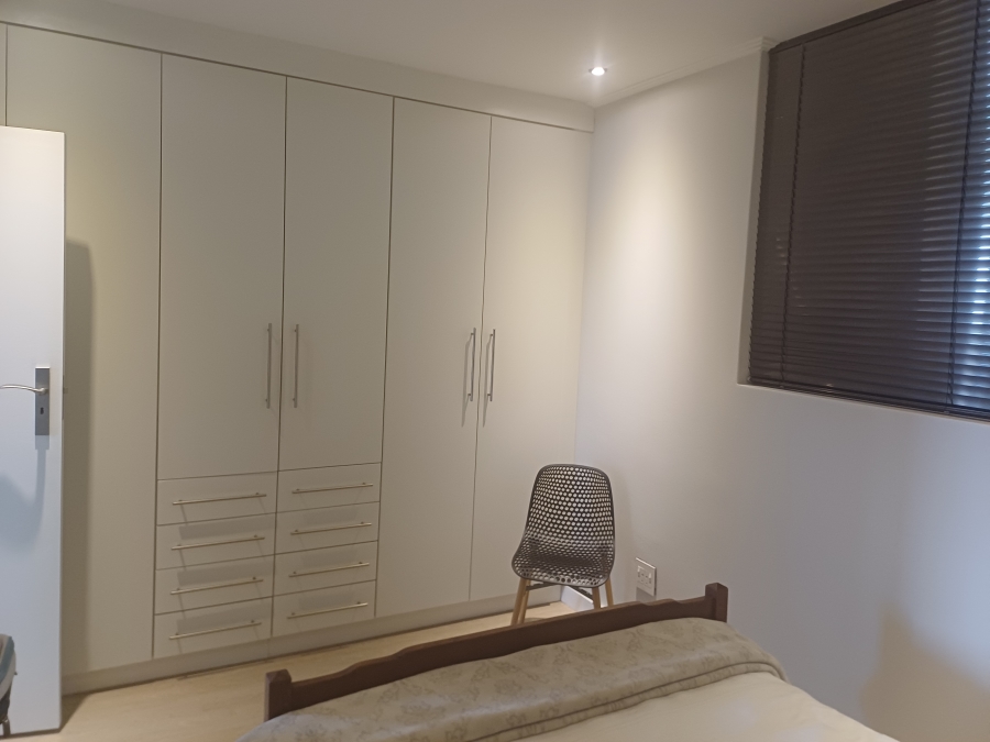 To Let 2 Bedroom Property for Rent in Rosebank Gauteng