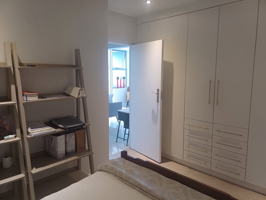 To Let 2 Bedroom Property for Rent in Rosebank Gauteng