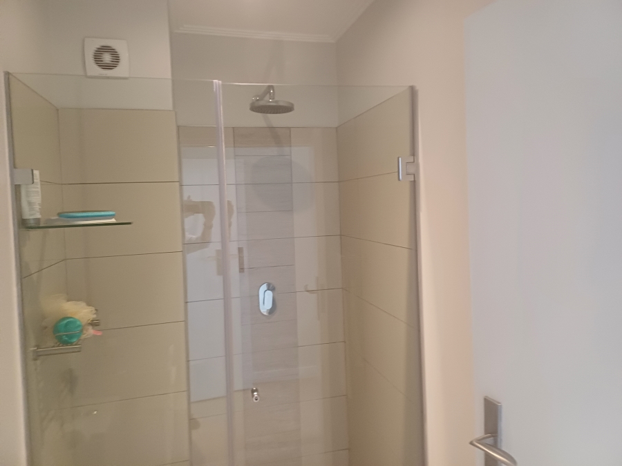 To Let 2 Bedroom Property for Rent in Rosebank Gauteng