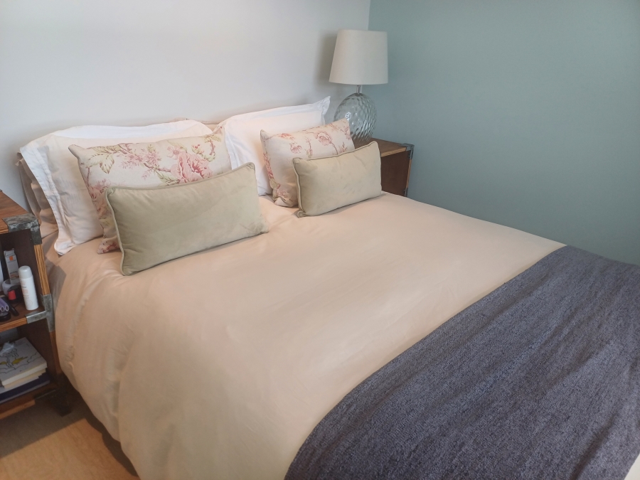 To Let 2 Bedroom Property for Rent in Rosebank Gauteng