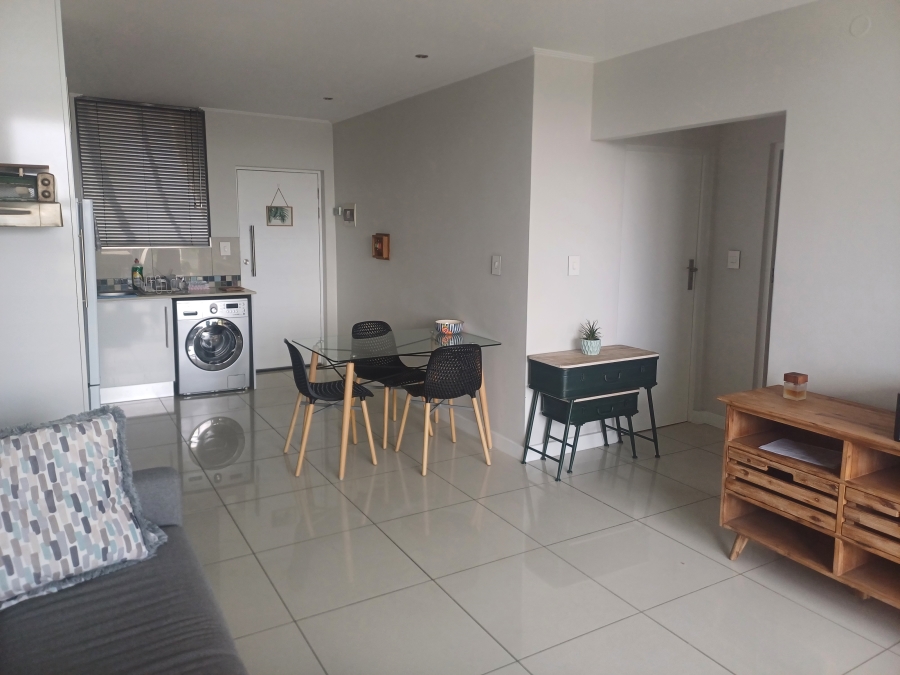 To Let 2 Bedroom Property for Rent in Rosebank Gauteng