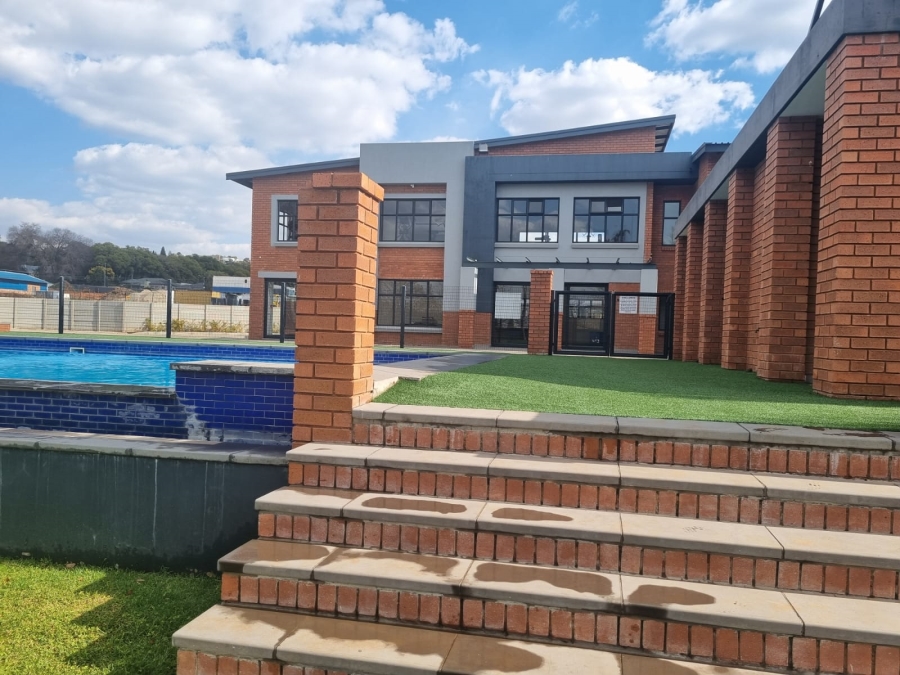 To Let 3 Bedroom Property for Rent in Bedford Gardens Gauteng