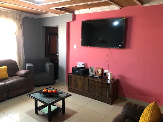 4 Bedroom Property for Sale in Buhle Park Gauteng