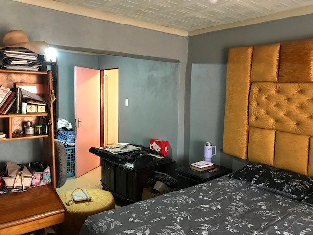 4 Bedroom Property for Sale in Buhle Park Gauteng