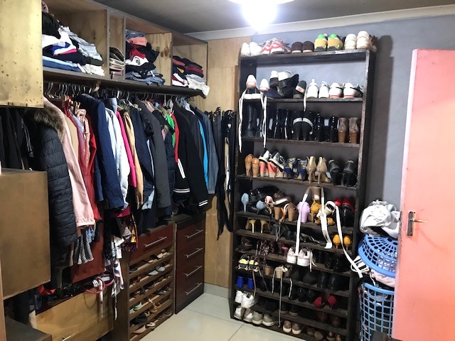 4 Bedroom Property for Sale in Buhle Park Gauteng