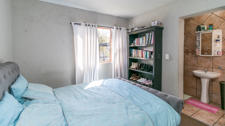 2 Bedroom Property for Sale in Sharonlea Gauteng