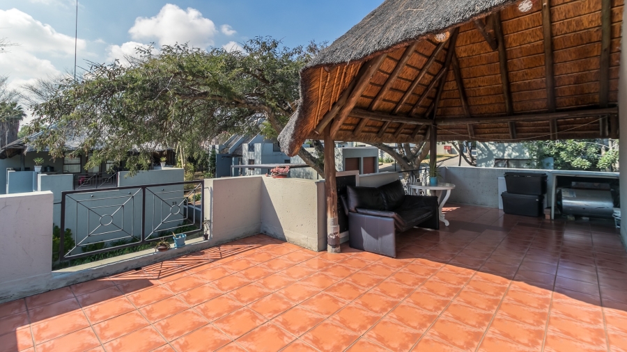 2 Bedroom Property for Sale in Sharonlea Gauteng