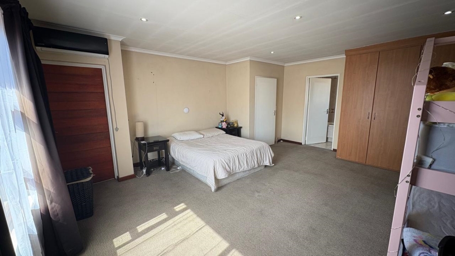 4 Bedroom Property for Sale in Bartlett Gauteng
