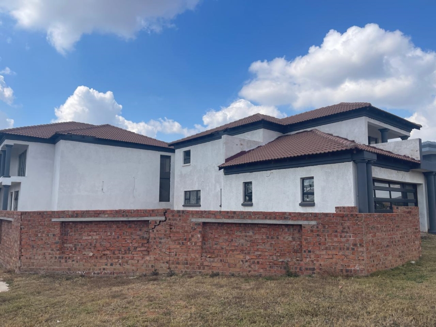 9 Bedroom Property for Sale in Theresa Park Gauteng