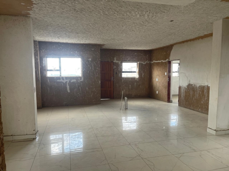 9 Bedroom Property for Sale in Theresa Park Gauteng