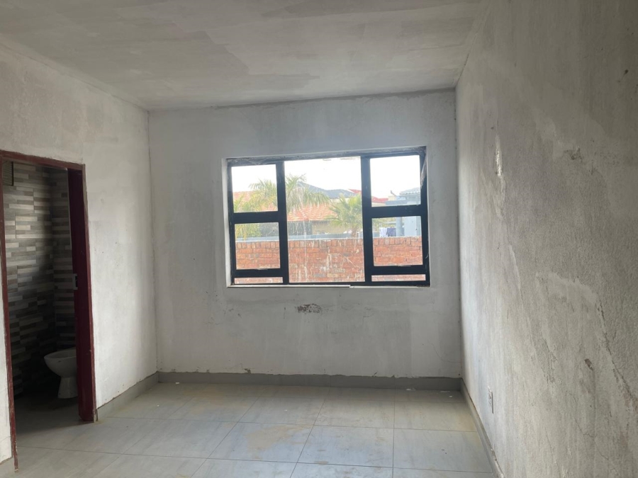 9 Bedroom Property for Sale in Theresa Park Gauteng