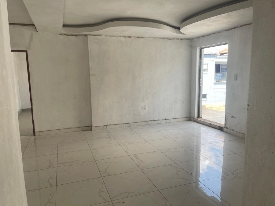 9 Bedroom Property for Sale in Theresa Park Gauteng