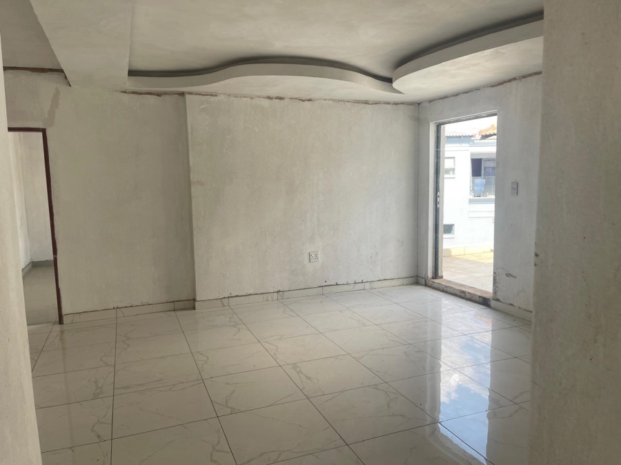 9 Bedroom Property for Sale in Theresa Park Gauteng