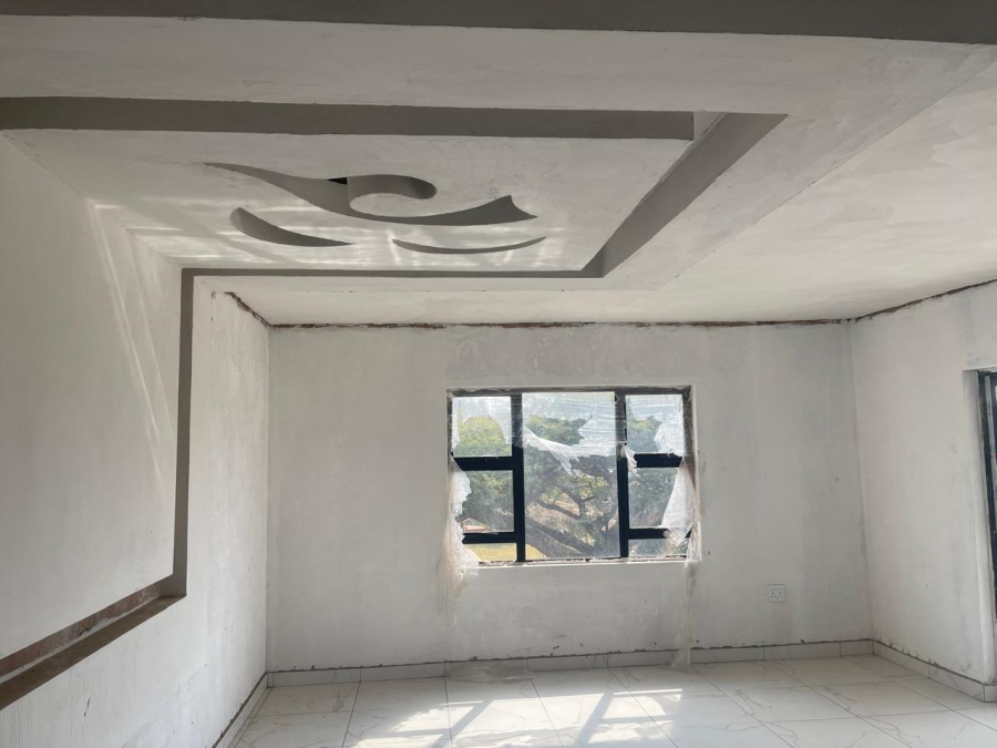 9 Bedroom Property for Sale in Theresa Park Gauteng