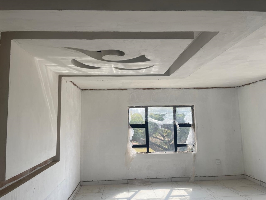 9 Bedroom Property for Sale in Theresa Park Gauteng