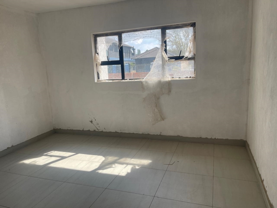 9 Bedroom Property for Sale in Theresa Park Gauteng