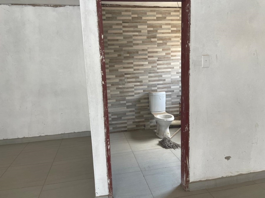 9 Bedroom Property for Sale in Theresa Park Gauteng