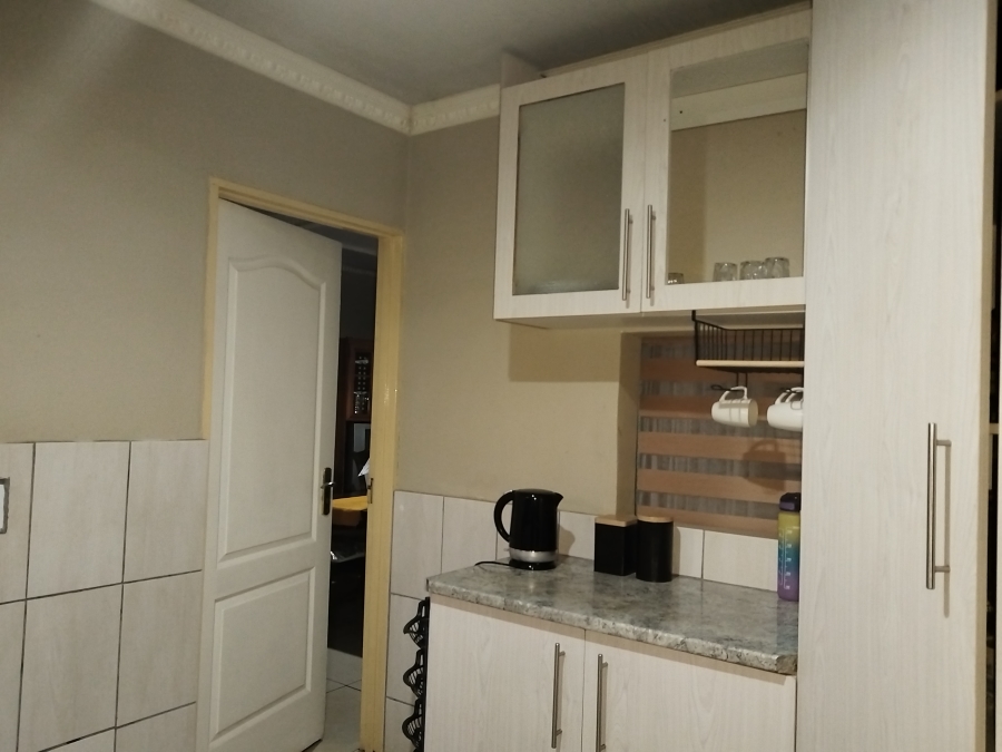 2 Bedroom Property for Sale in Boitumelo Gauteng