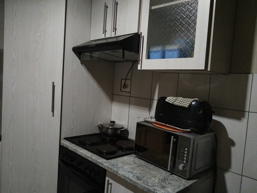 2 Bedroom Property for Sale in Boitumelo Gauteng