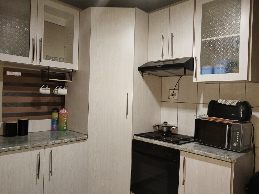 2 Bedroom Property for Sale in Boitumelo Gauteng