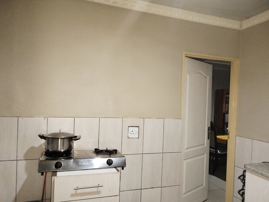 2 Bedroom Property for Sale in Boitumelo Gauteng