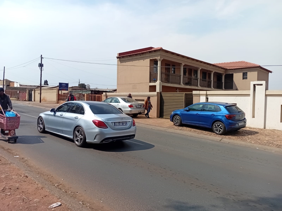 To Let 0 Bedroom Property for Rent in Mofolo North Gauteng