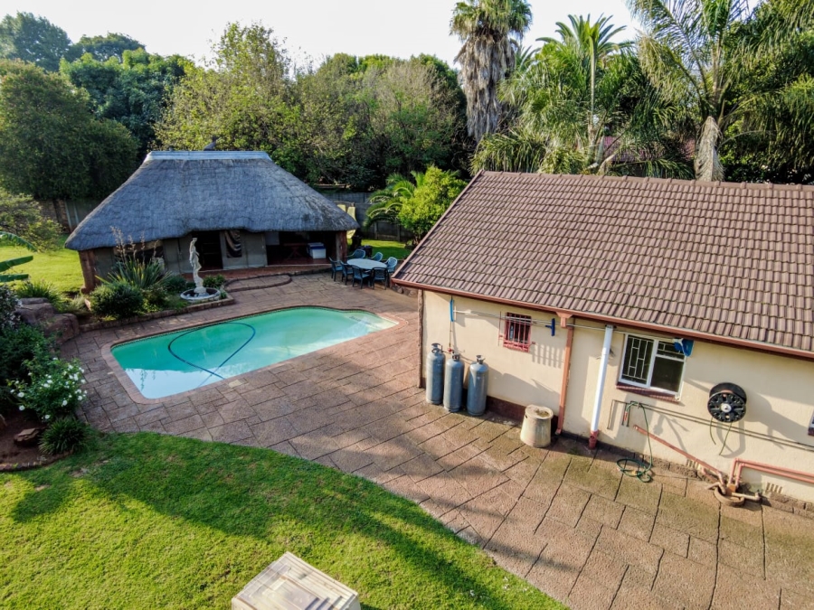 3 Bedroom Property for Sale in Esther Park Gauteng