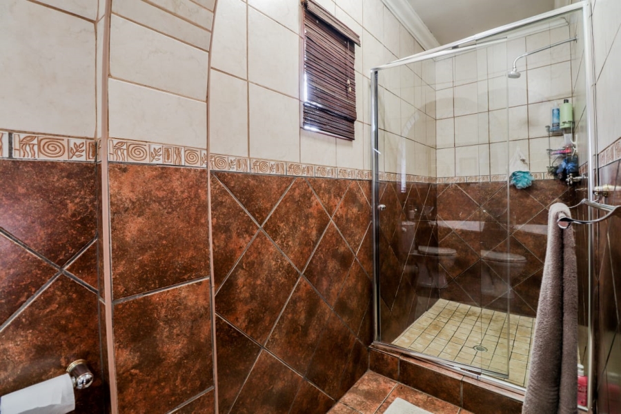 3 Bedroom Property for Sale in Esther Park Gauteng