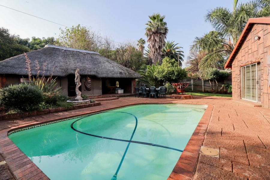 3 Bedroom Property for Sale in Esther Park Gauteng