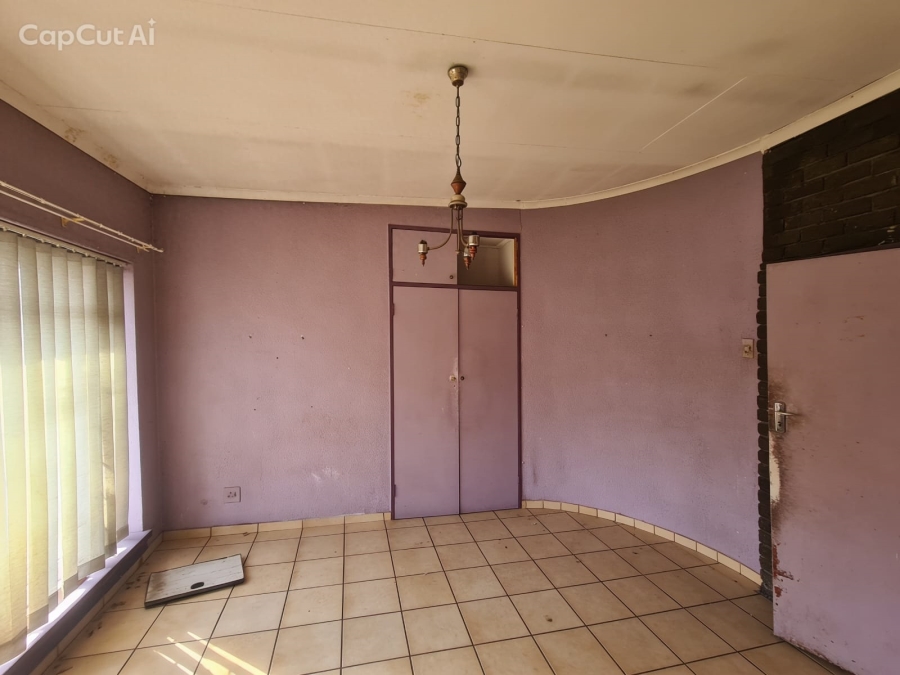 8 Bedroom Property for Sale in Vanderbijlpark SE 7 Gauteng