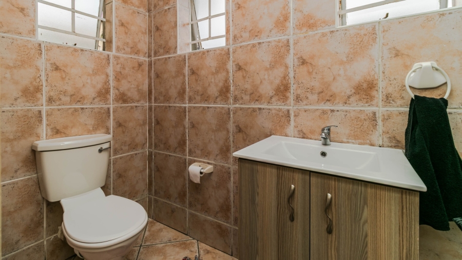 2 Bedroom Property for Sale in Northgate Gauteng