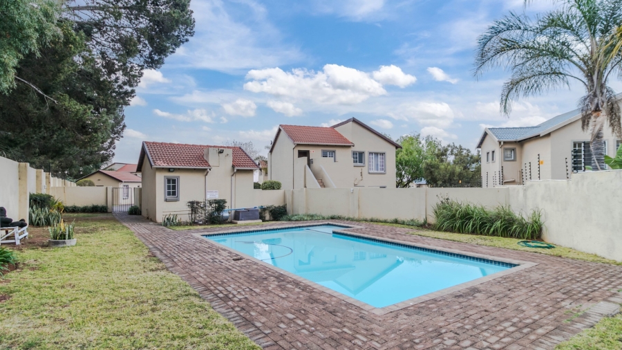 2 Bedroom Property for Sale in Northgate Gauteng
