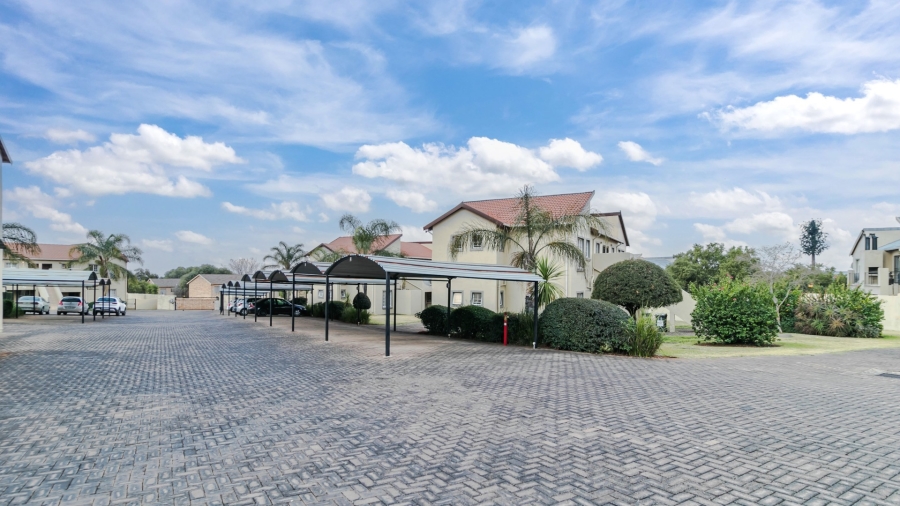 2 Bedroom Property for Sale in Northgate Gauteng