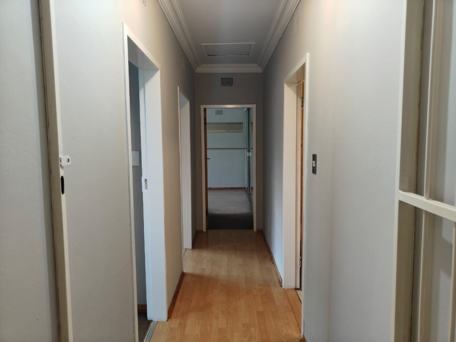 To Let 3 Bedroom Property for Rent in Risiville Gauteng