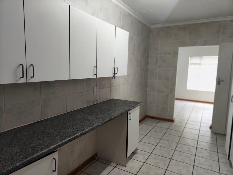 To Let 3 Bedroom Property for Rent in Risiville Gauteng