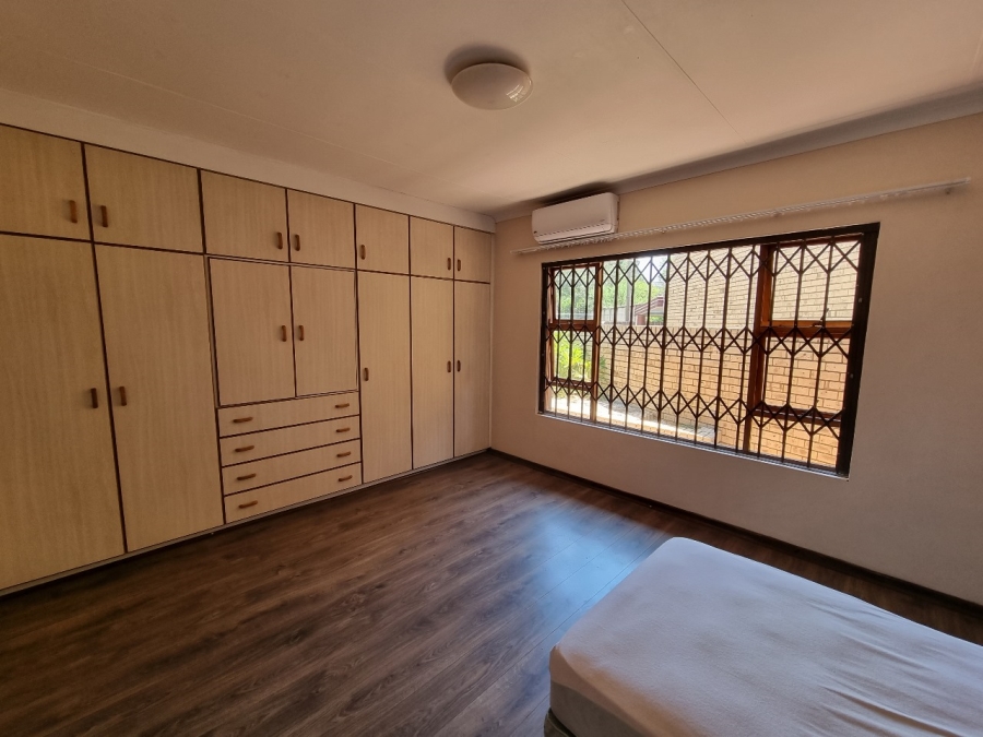2 Bedroom Property for Sale in Vanderbijlpark SW 5 Gauteng