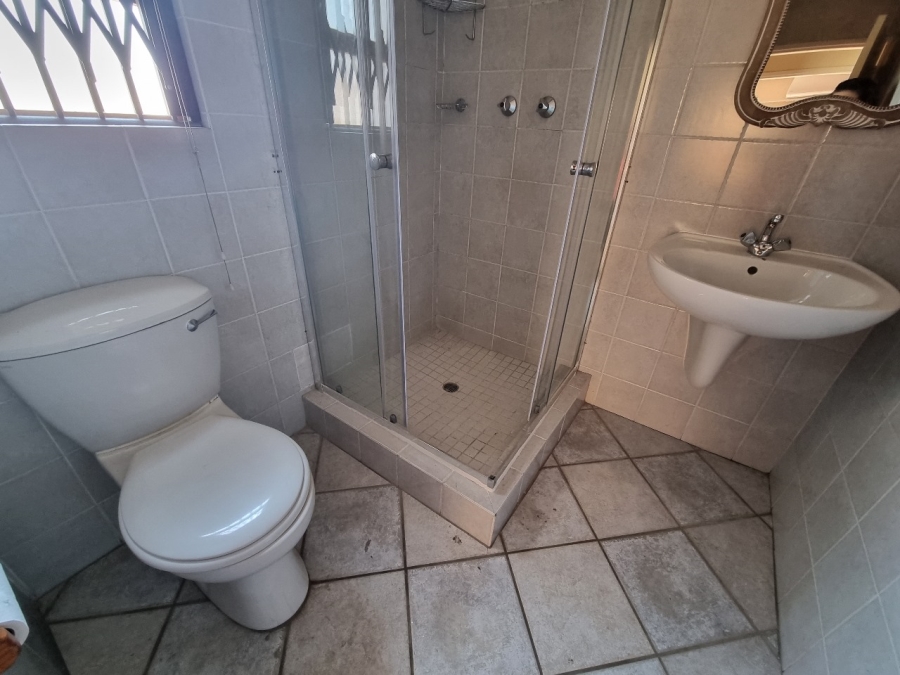 2 Bedroom Property for Sale in Vanderbijlpark SW 5 Gauteng
