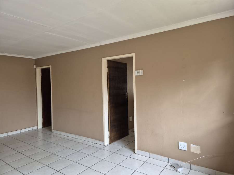 To Let 2 Bedroom Property for Rent in Brakpan Central Gauteng