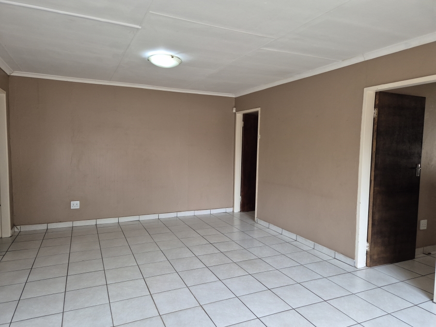 To Let 2 Bedroom Property for Rent in Brakpan Central Gauteng