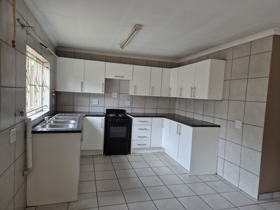 To Let 2 Bedroom Property for Rent in Brakpan Central Gauteng