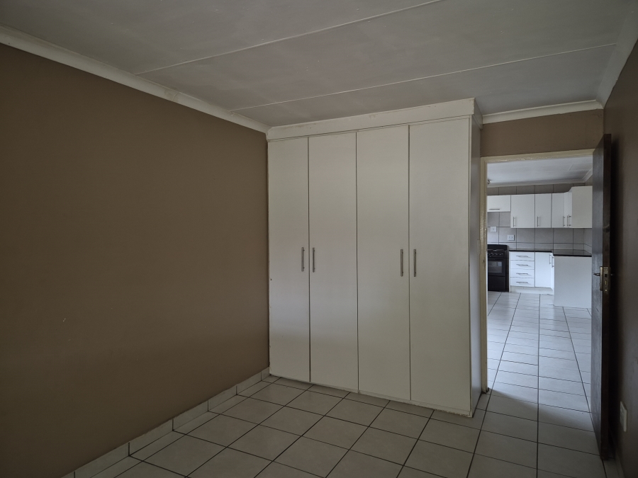 To Let 2 Bedroom Property for Rent in Brakpan Central Gauteng