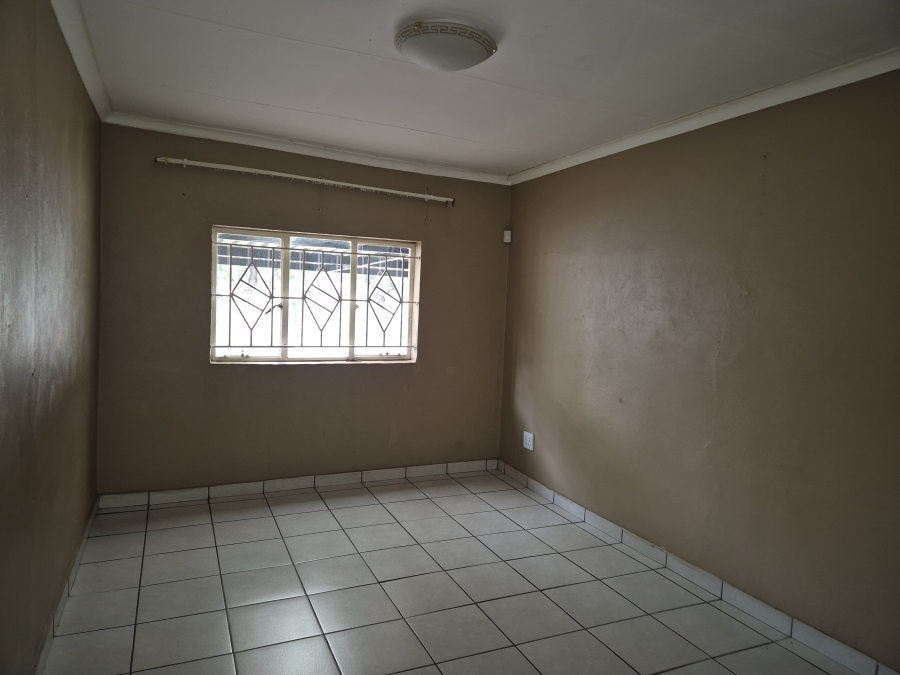To Let 2 Bedroom Property for Rent in Brakpan Central Gauteng